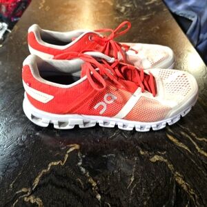 On Cloud Womens 6.5